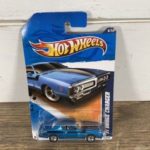 Hot Wheels ~ ‘71 Dodge Charger ~ Blue Metallic ~ Muscle Mania `11 FACTORY SEALED